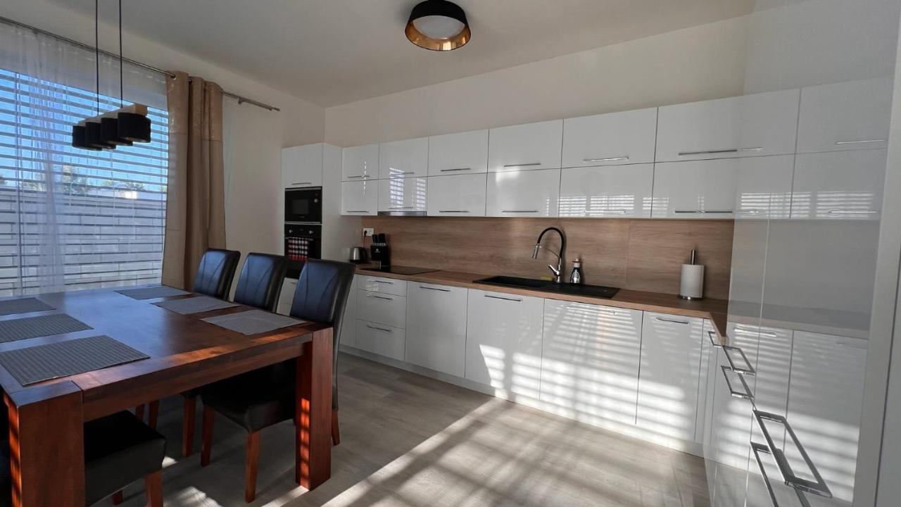 Klimatizovany Apartmanovy Dom S Virivkou, 9b Holiday home